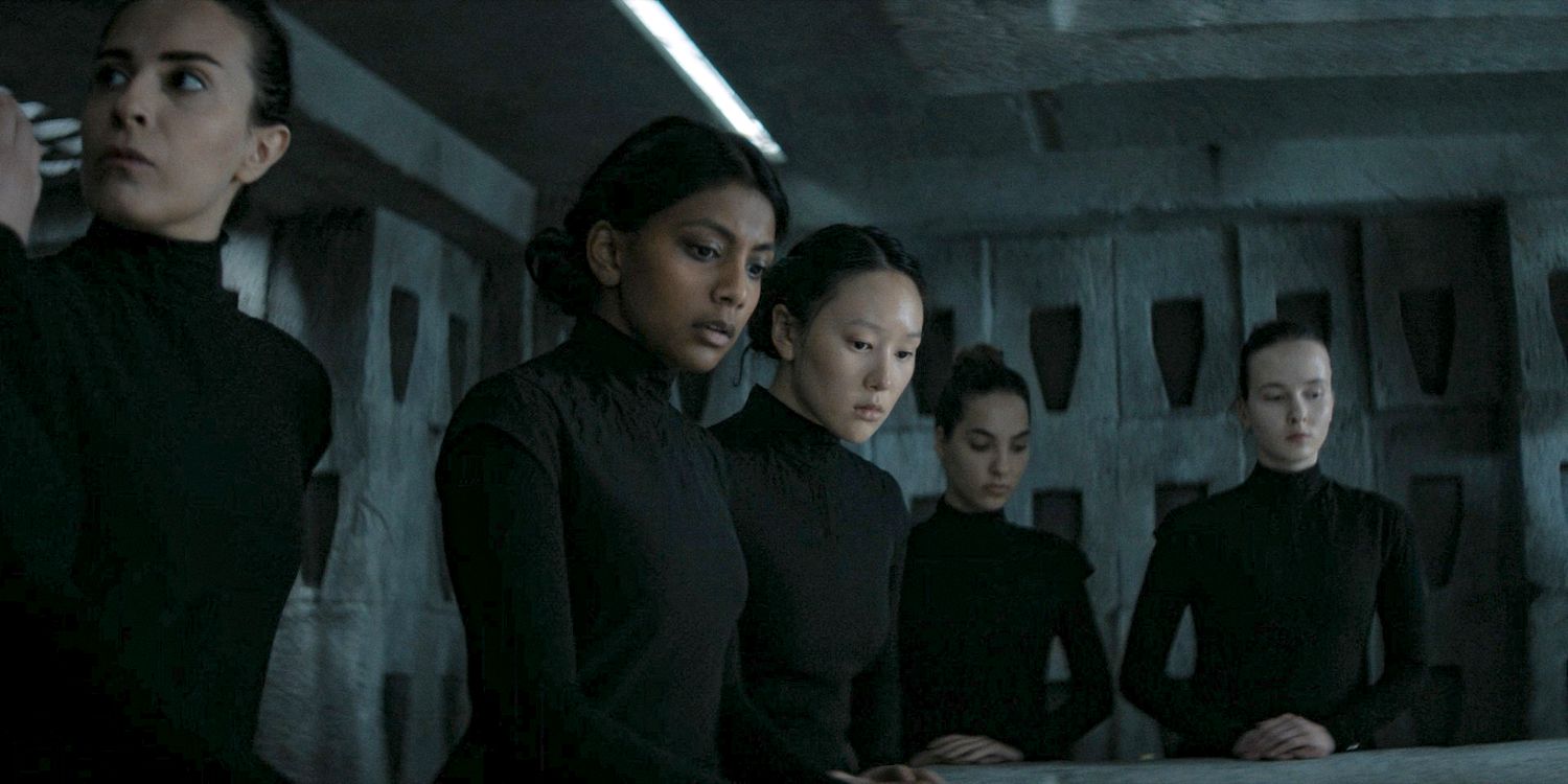 Young Francesca ( Charithra Chandran) and Young Kasha Jinjo (Yerin Ha) looking shocked in Dune: Prophecy Season 1 Ep 3