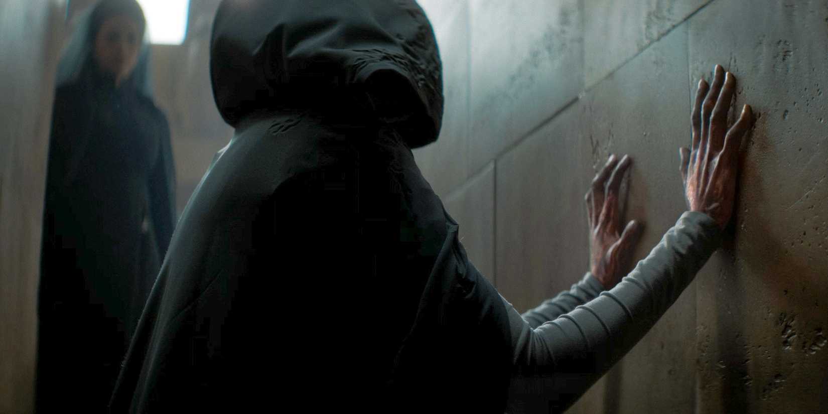 Sister Theodosia using her shapeshifter powers to become Princess Ynez in Dune: Prophecy Season 1 Ep 6
