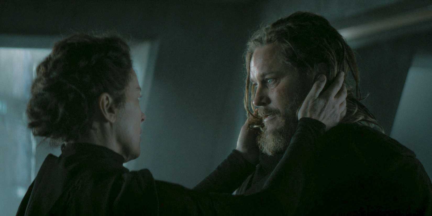 Tula (Olivia Williams) reunites with her son Desmond Hart (Travis Fimmel) in Dune: Prophecy Season 1 Ep 6