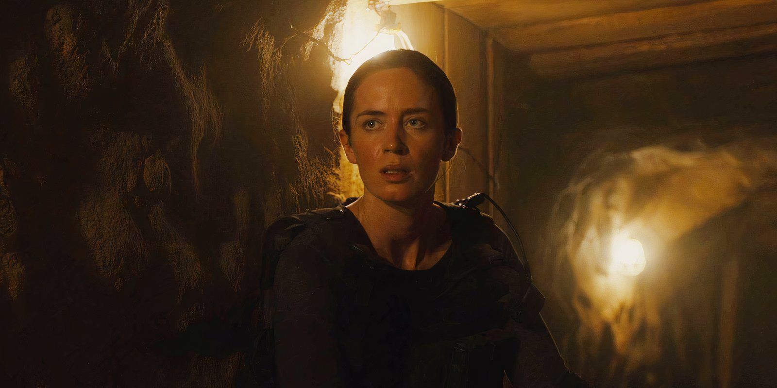 Emily Blunt in a tunnel as Kate Macer in Sicario