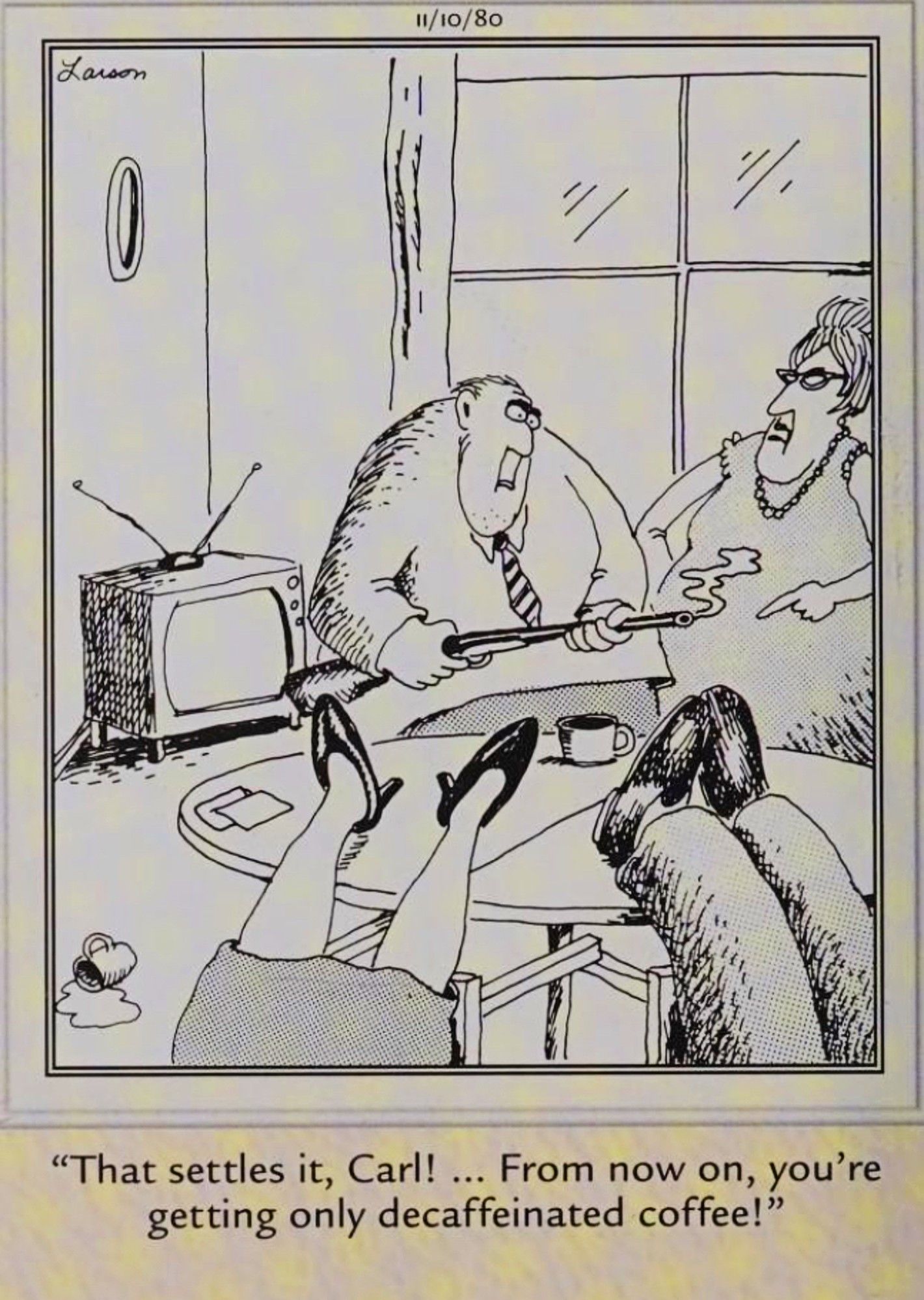 Far Side, 10 de novembro de 1980, um homem com excesso de cafeína atira acidentalmente em seus convidados para jantar