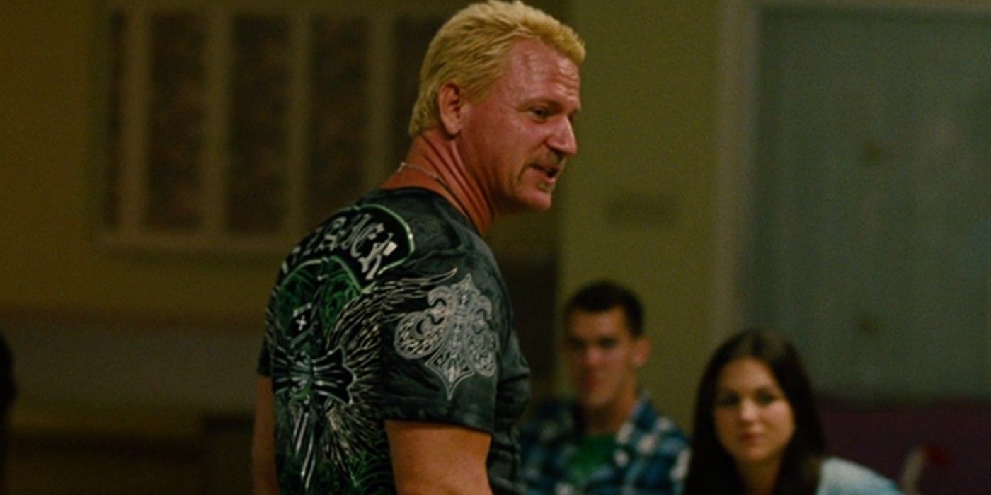 former WWE TNA and WCW wrestler Jeff Jarrett plays a youth pastor in Spring Breakers