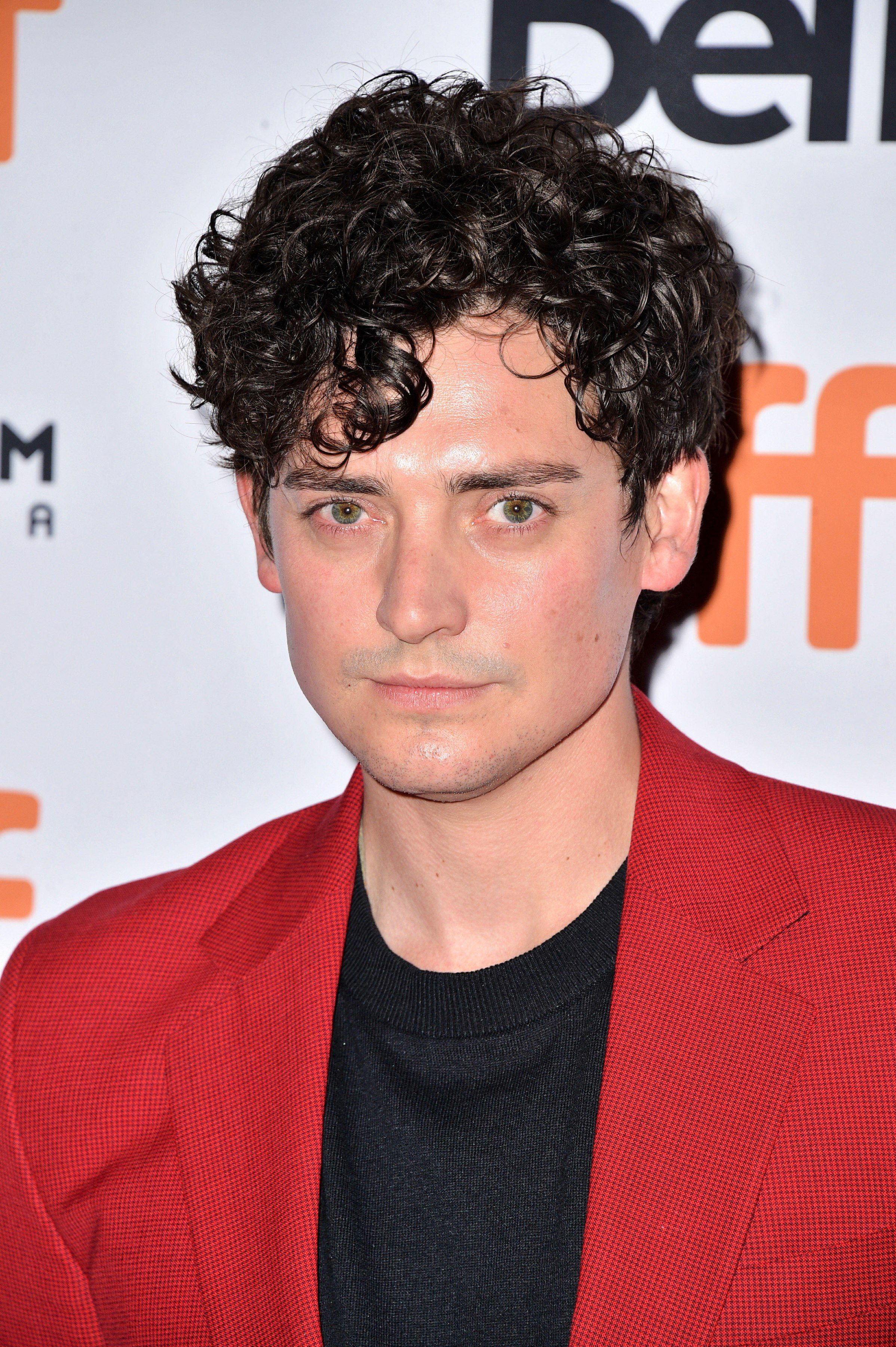 Headshot Of Aneurin Barnard