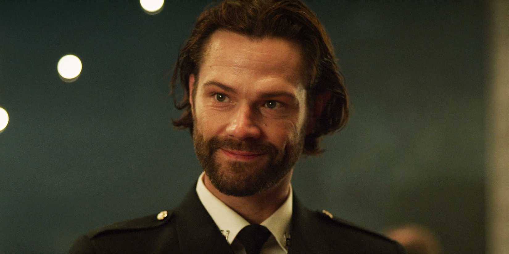 Jared Padalecki as Casey in Fire Country season 3, episode 7, smiling at Sharon