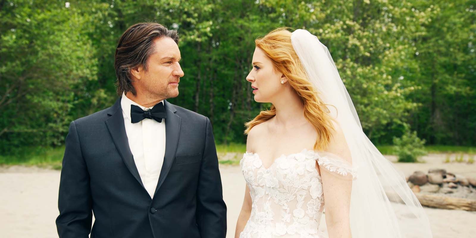 Martin Henderson as Jack and Alexandra Breckenridge as Mel in Virgin River season 6, episode 10