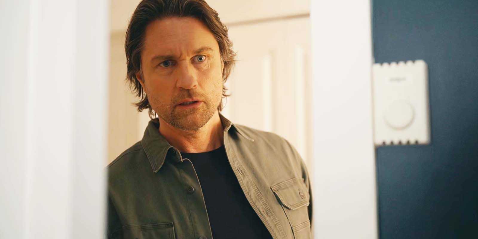 Martin Henderson as Jack Sheridan in Virgin River season 6 episode 10 looking into a room in horror