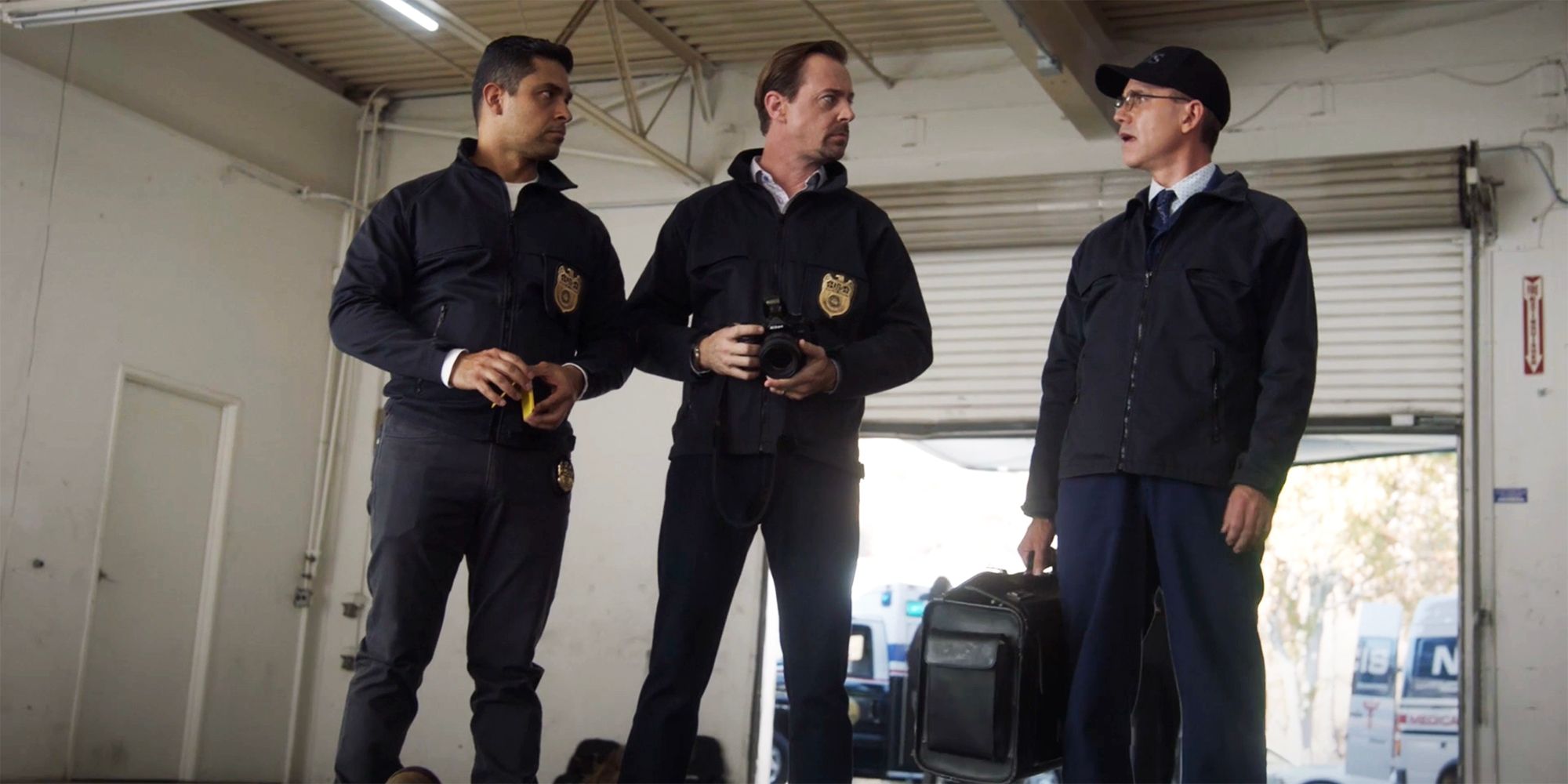 NCIS சீசன் 22 இல் நிக் மெக்கீ மற்றும் டோரஸ் விசாரணை