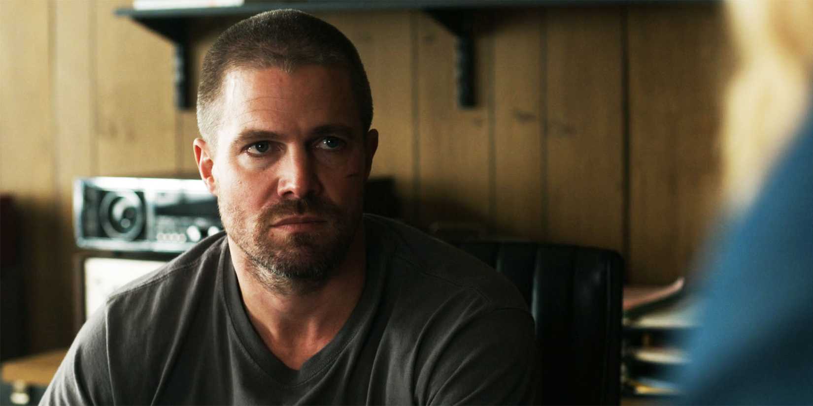 Stephen Amell as Jack in Heels season 2, episode 2