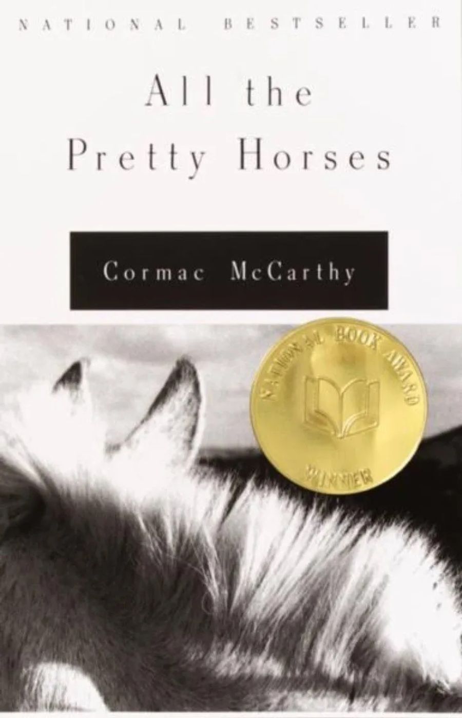 A capa de All The Pretty Horses de Cormac McCarthy.