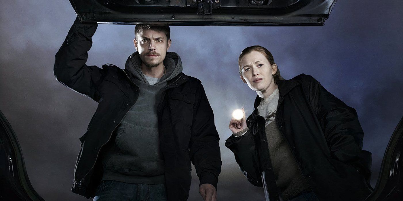 Mireille Enos y Joel Kinnaman buscan un camión en The Killing