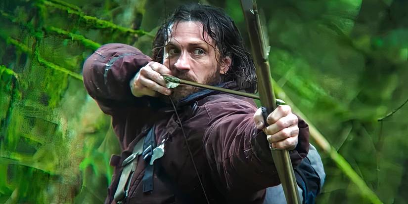 Aaron Taylor-Johnson aims an arrow in 28 Years Later