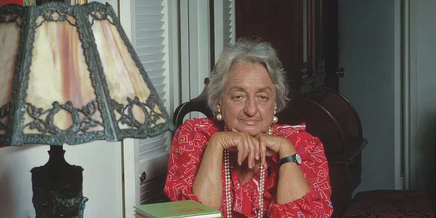 Betty Friedan at home