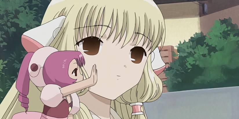 Sumomo on Chi's shoulder in Chobits.