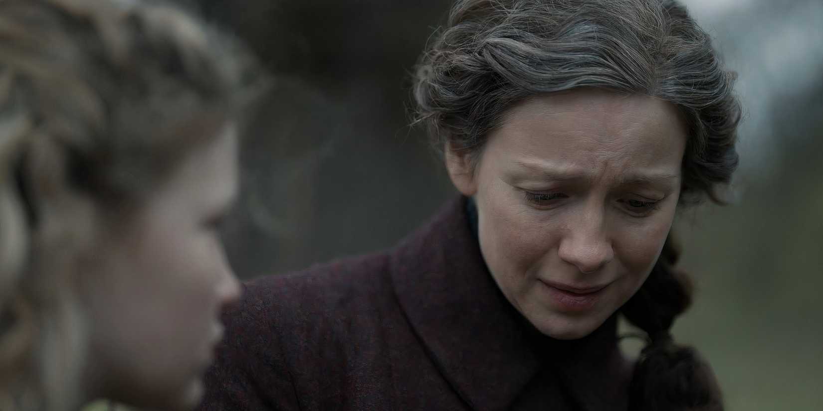 Claire and Fanny in Outlander