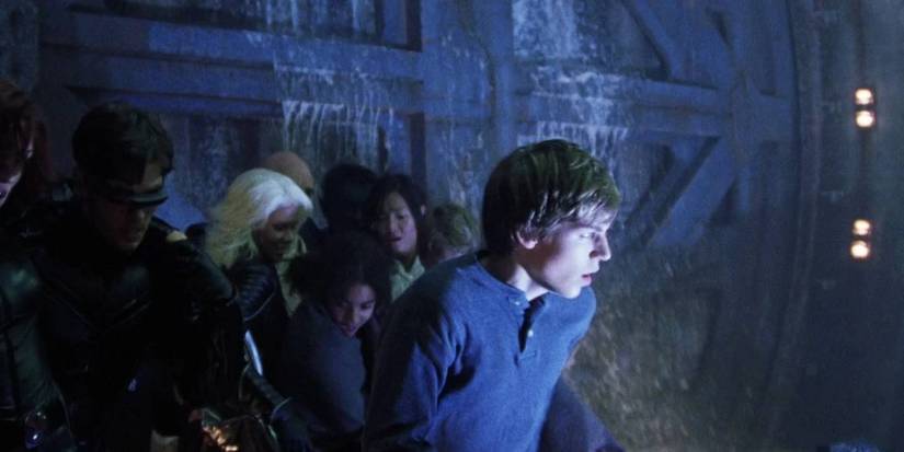 Cypher Cyclops and X-Manor children in X2