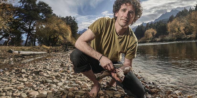 Dave Nessia in the wilderness in Alone season 3