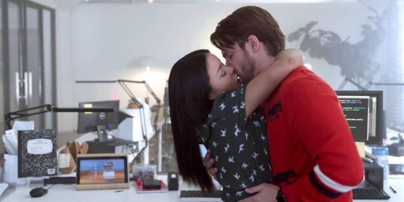 Evan (T.J. Linnard) and Mariana (Cierra Ramirez) kissing in Good Trouble.