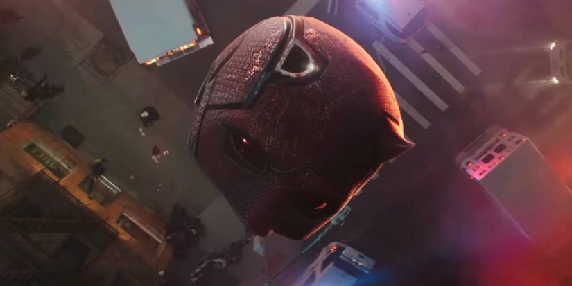 Falling Daredevil Mask in Dareddevil Born Again Trailer