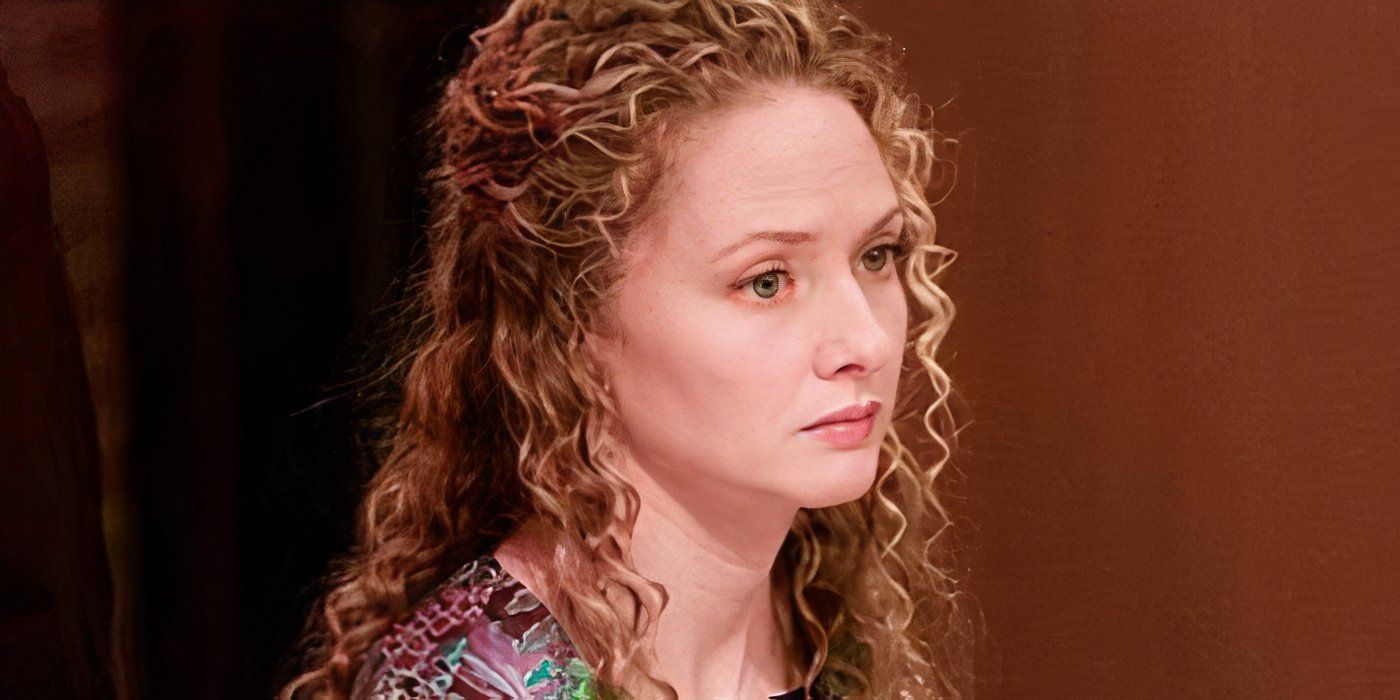 Maria Pitillo As Tina Calcaterra looking concerned in Providence-1