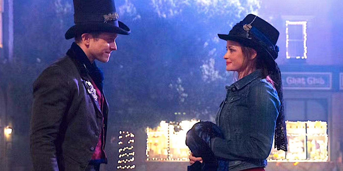 Matt Czuchry&rsquo;s Logan smiles at Alexis Bledel&rsquo;s Rory in Gilmore Girls A Year in the Life