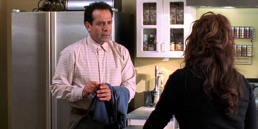Monk standing in the kitchen in Mr Monk and the Girl Who Cried Wolf
