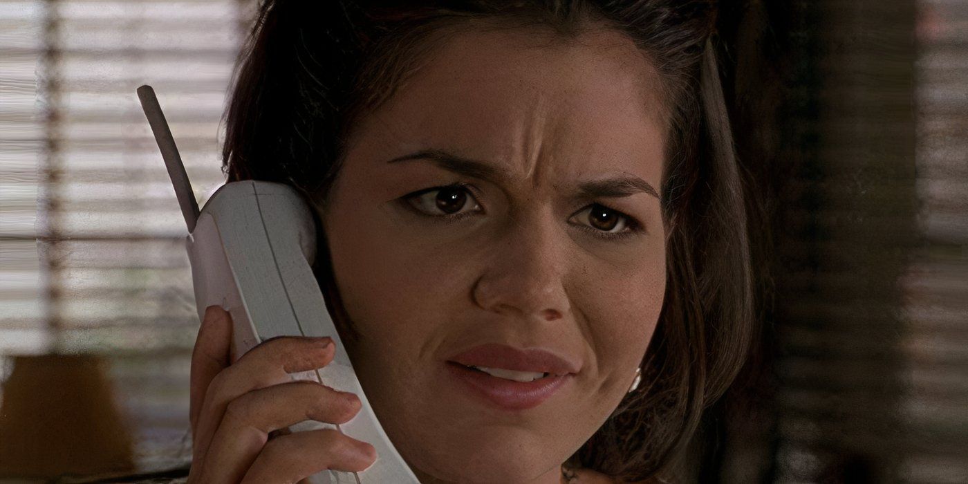 Paula Cale As Joan Hansen on the phone looking concerned in Providence-1
