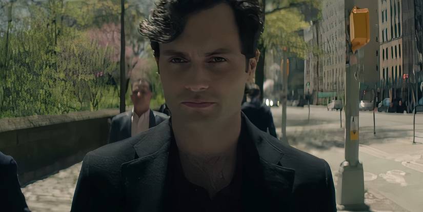 Penn Badgley as Joe Goldberg walking down a New York City street in You