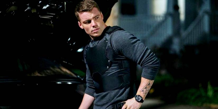 Peter with tattoos in The Night Agent
