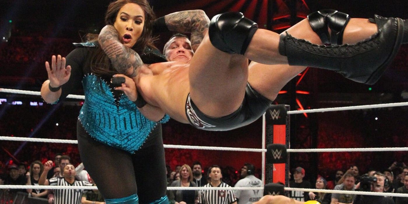 Randy Orton Plants Nia Jax with a RKO at WWE Royal Rumble Match 2019