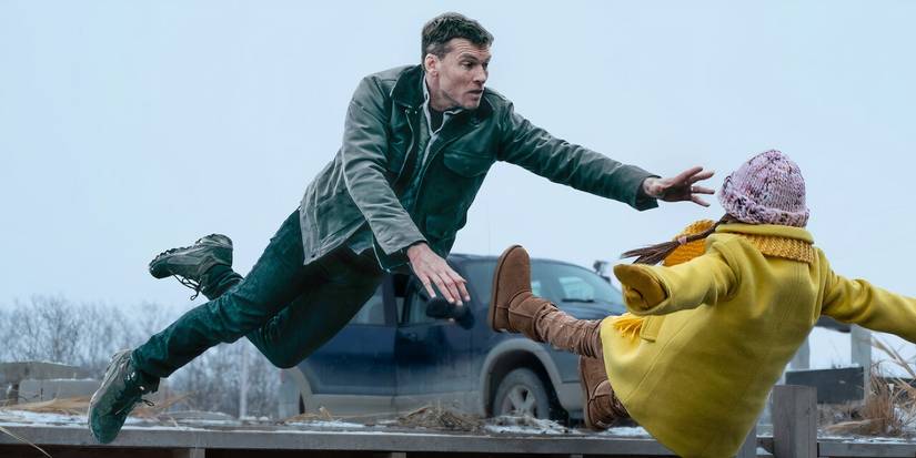 Ray diving to catch Peri in Fractured