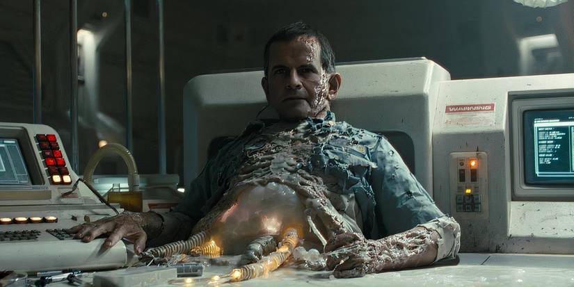 Rook sitting on a desk in Alien Romulus