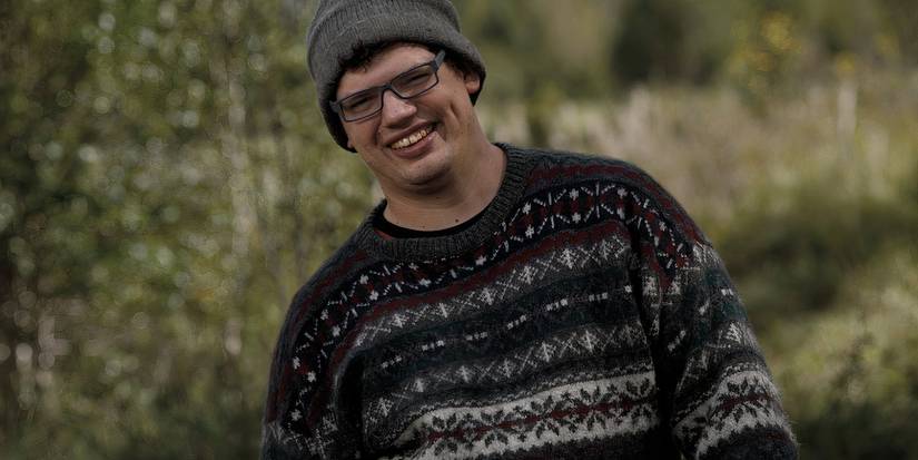 Sam Larson smiling in Alone season 5