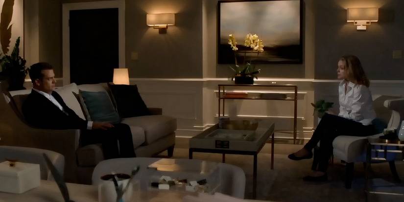Harvey talking with Dr. Agard in the Suits episode No Refills