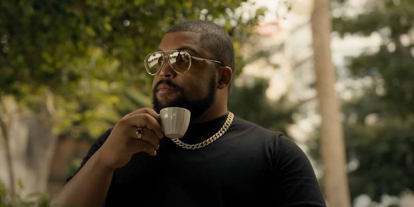 O'Shea Jackson, Jr. holding a tiny teacup in Den of Thieves 2 Pantera
