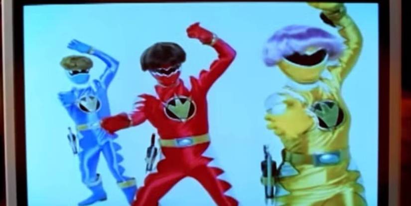 Super Sentai on TV in Power Rangers Dino Force episode Lost and Found in Translation