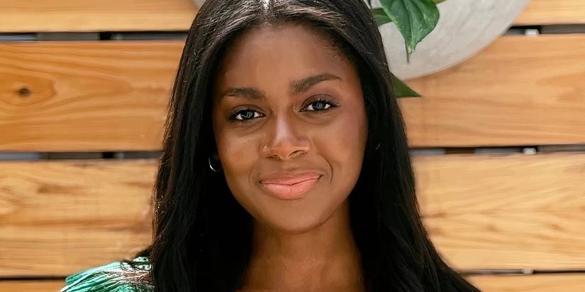 The Bachelor Season 29 Contestant Sarafiena Watkins Posing Outdoors