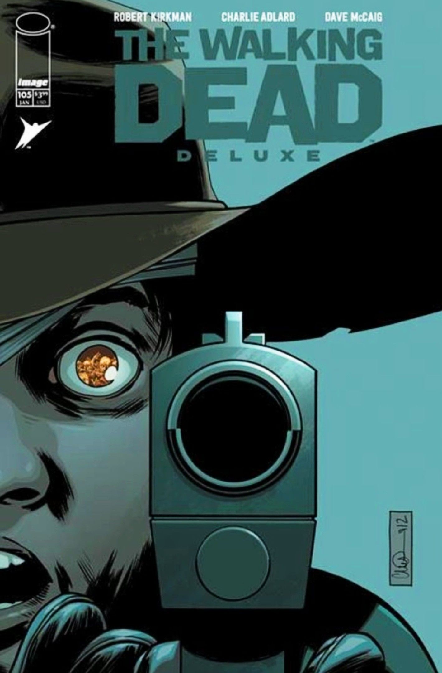 Capa variante de Walking Dead Deluxe #105, Carl Grimes gritando e apontando uma arma