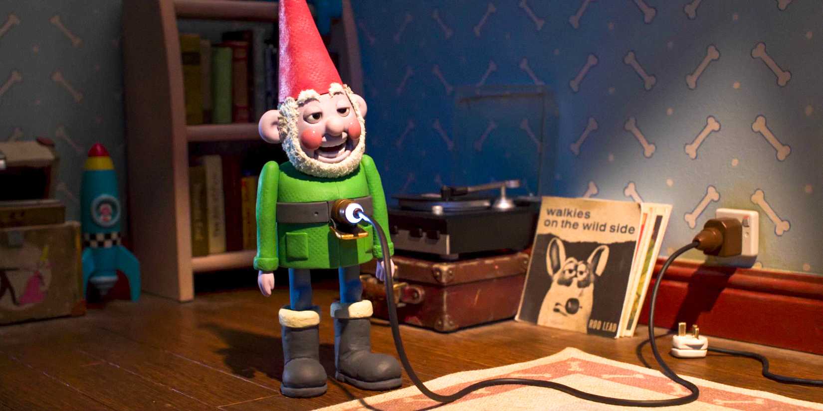 Norbot recharging his battery in Wallace & Gromit: Vengeance Most Fowl