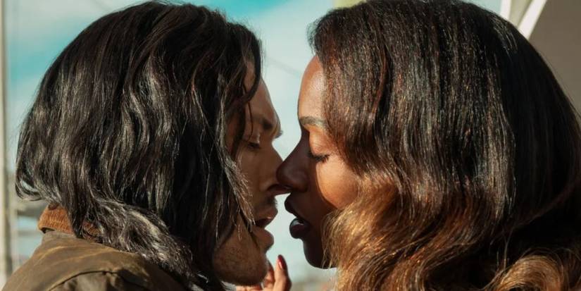 Will (Blair Redford) and Sloane (DeWanda Wise) about to kiss in Three Women.