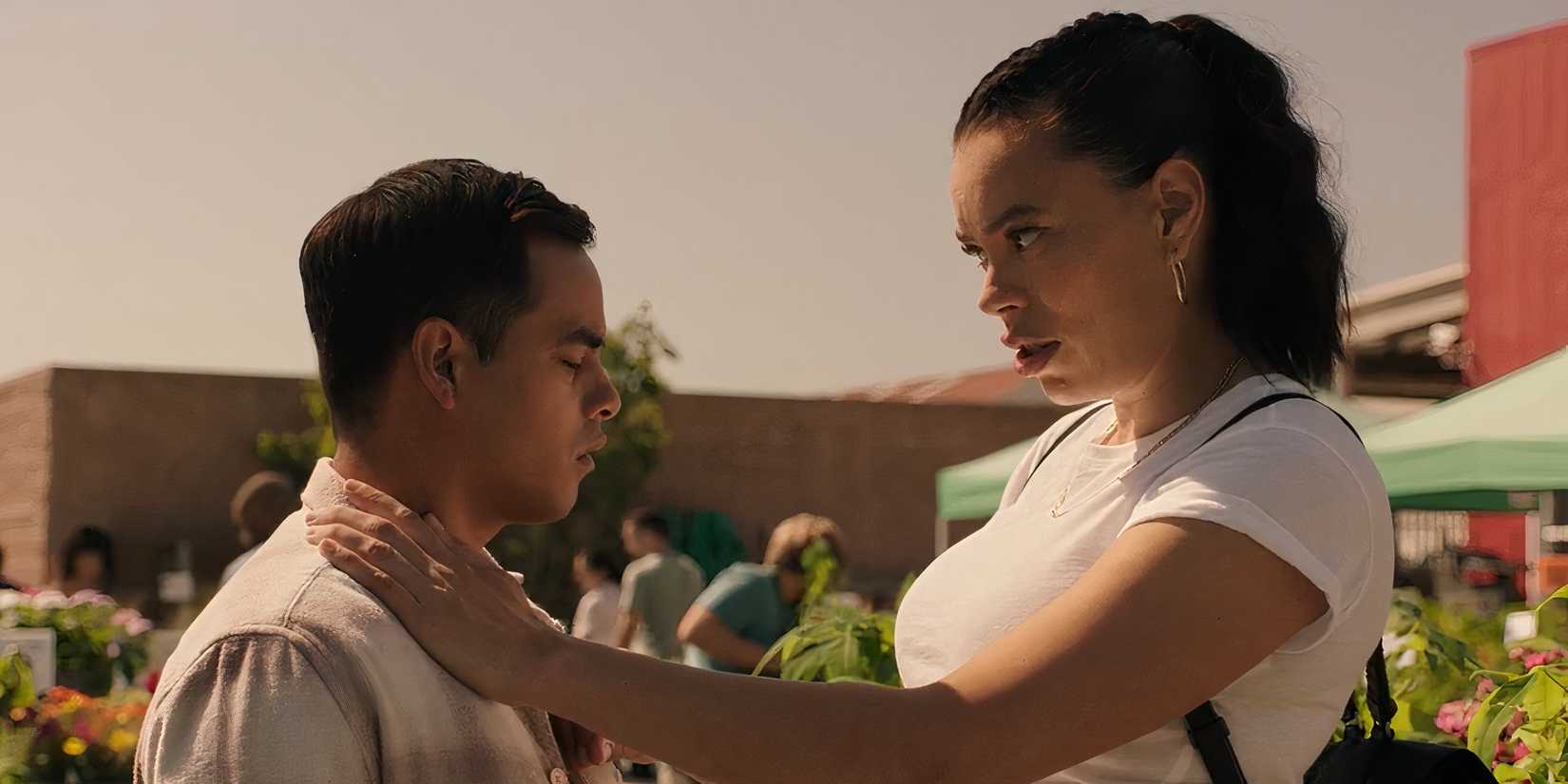 Julian Works as Mateo Chavez and Brianna Baker as Nancy Gillian in 9-1-1: Lone Star.