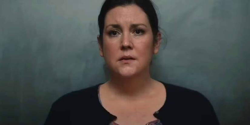 Adult Shauna looking concerned in Yellowjackets season 3