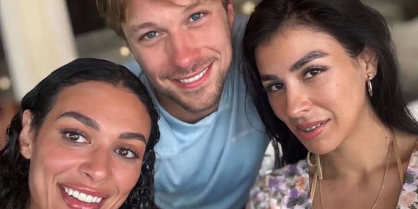 Amani Jlassi and Matt and Any in 90 Day Fiance taking a selfie
