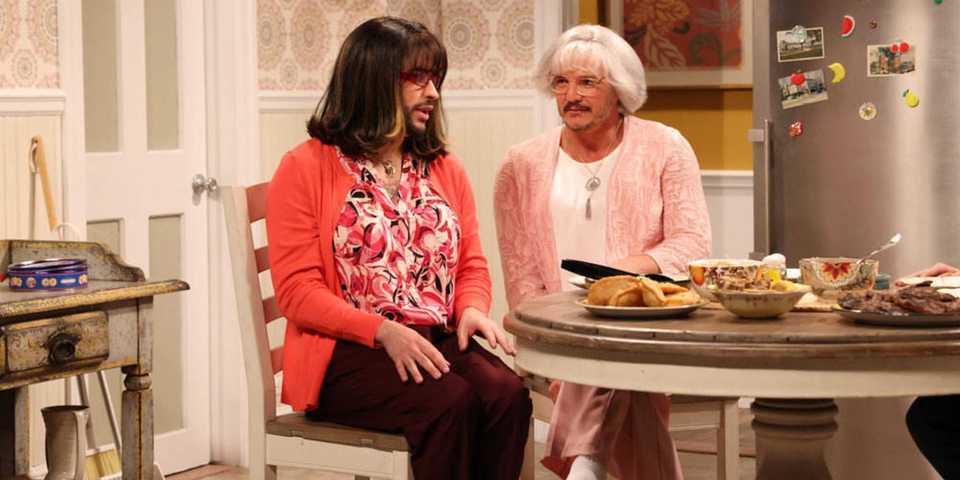 Bad-Bunny-and-Pedro-Pascal-in-SNL