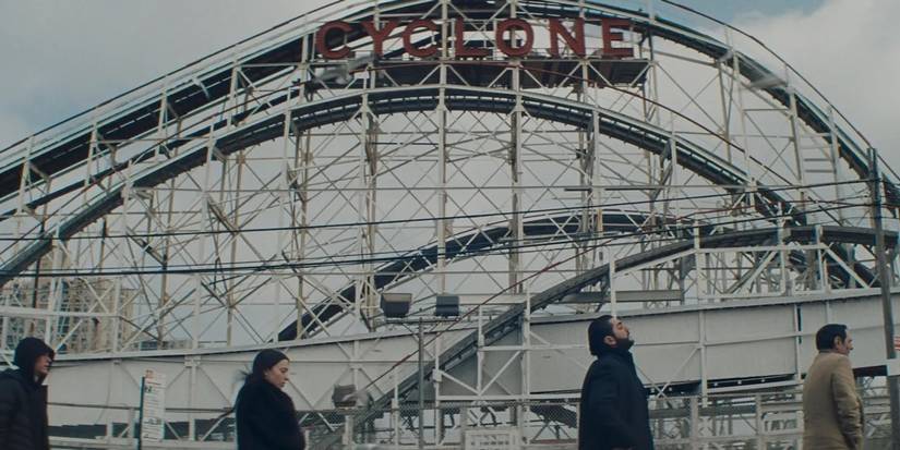 Cyclone in Anora as the characters walk