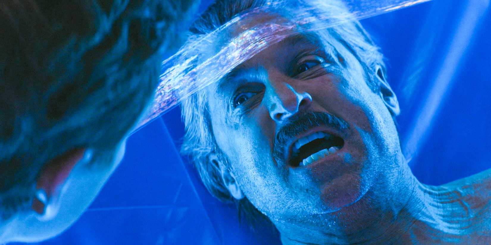 Aaron Spencer (Patrick Dempsey) yells at Dexter in his face and orders him to release him in Dexter: Original Sin Season 1 Ep 9