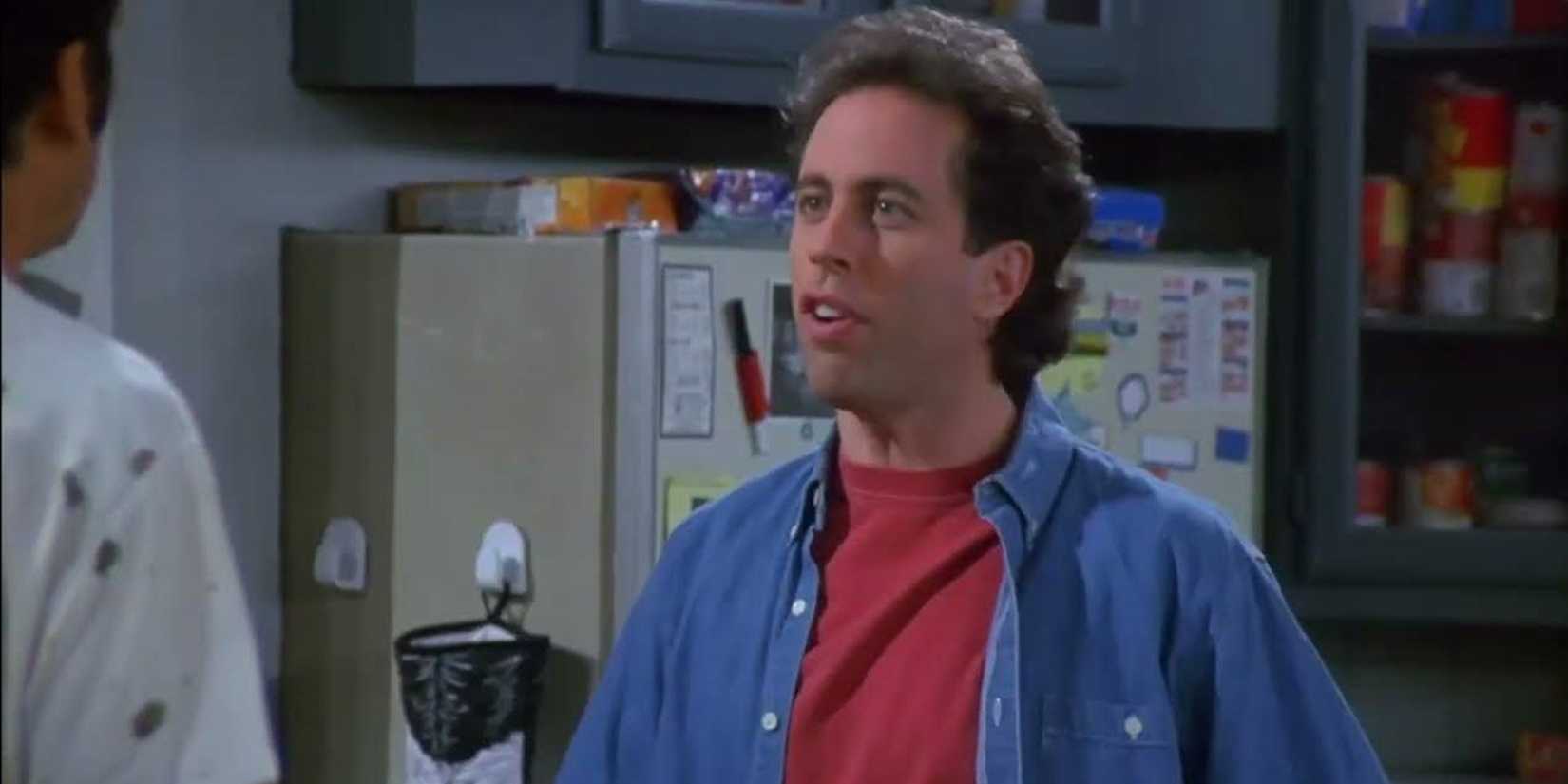 Jerry standing in his kitchen in Seinfeld