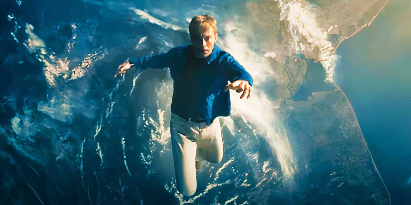 Johnny Storm above the Earth in The Fantastic Four First Steps trailer