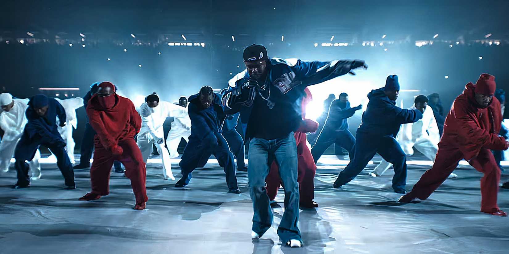Kendrick Lamar performing DNA at Super Bowl