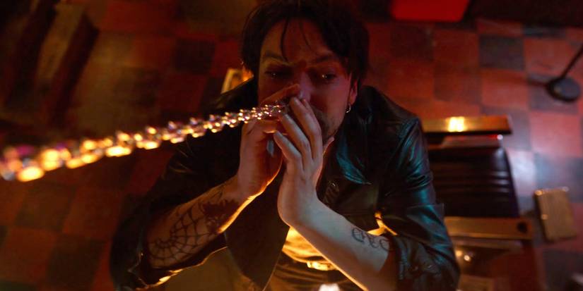 Man connects his nose ring to fan in Final Destination Bloodlines Trailer