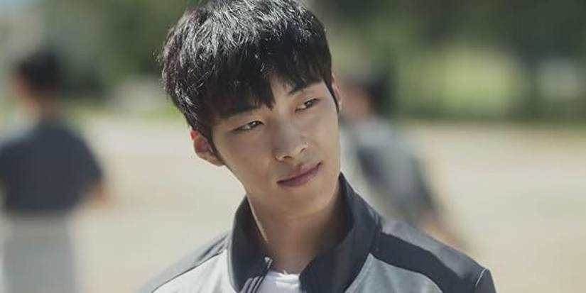 Woo Do-hwan looking contemplative in Save Me
